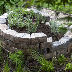 Promo-wall Kilimanjaro 24/17x15x10 Getrommeld stapelbaar muurelement in trapeziumvorm gewelfd Stapelblokken
