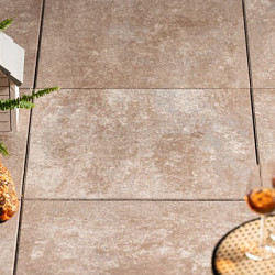 Trippel T 60x60x4 Bruin nuance Beton tegels