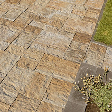 Everton camelot paving wave Mont Blanc Beton tegels